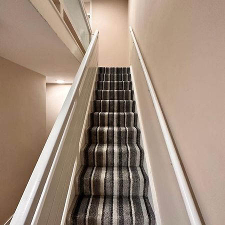 Canary Wharf Single Double And En-Suite Rooms ลอนดอน ภายนอก รูปภาพ