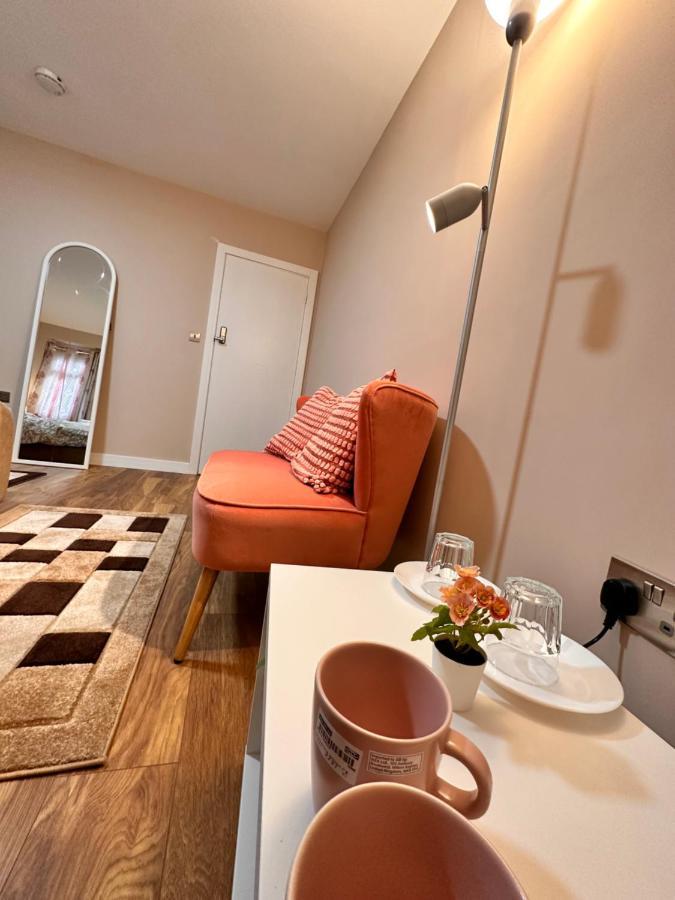 Canary Wharf Single Double And En-Suite Rooms ลอนดอน ภายนอก รูปภาพ