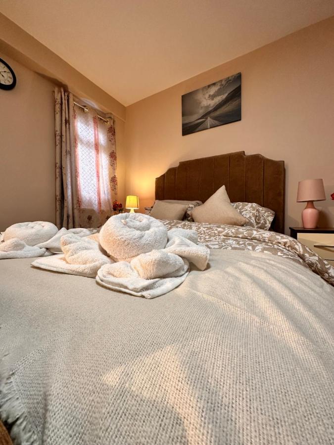 Canary Wharf Single Double And En-Suite Rooms ลอนดอน ภายนอก รูปภาพ